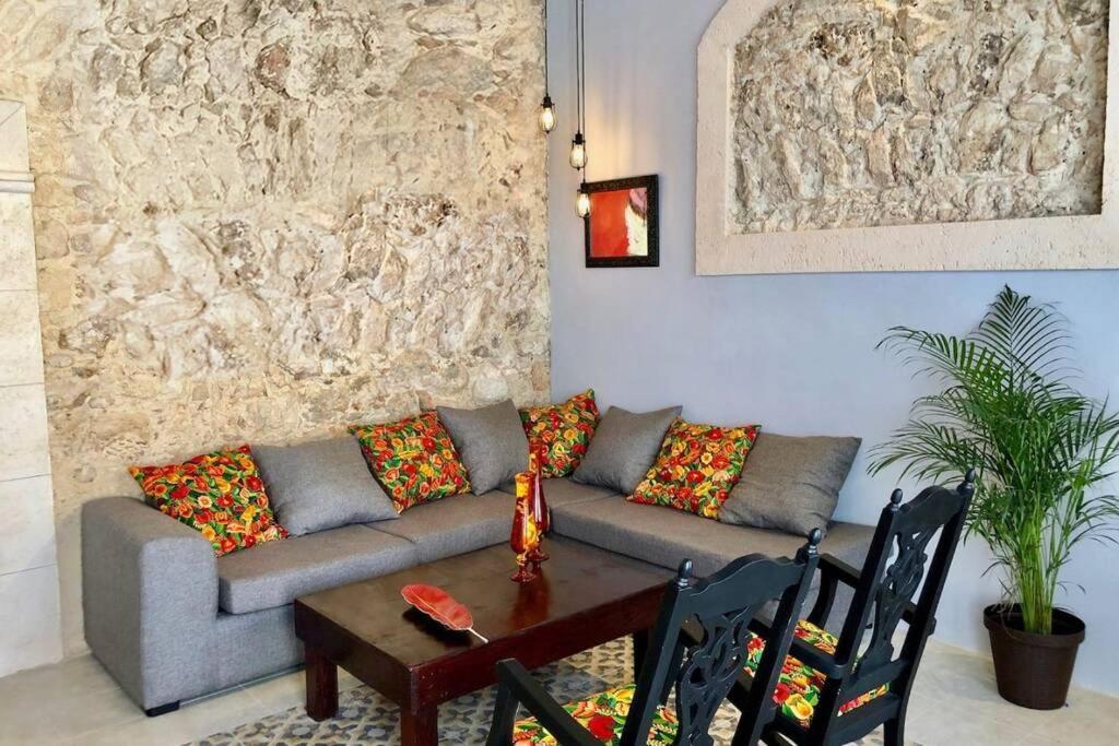 קמפצ'ה Casa El Flamboyan Dentro De La Ciudad Amurallada מראה חיצוני תמונה